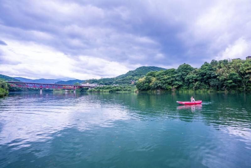 四国旅行のhub拠点 古民家ゲストハウス Heso Camp มิโยชิ ภายนอก รูปภาพ