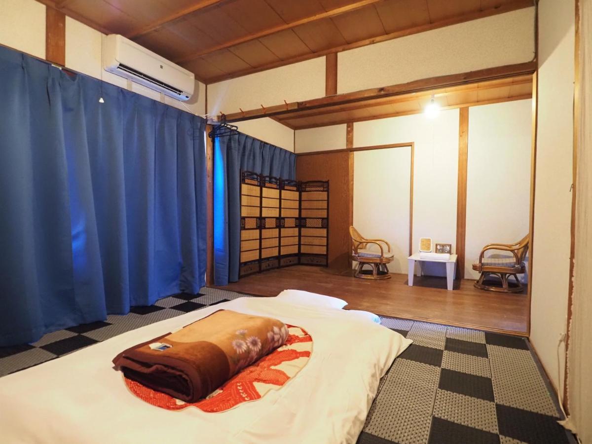 四国旅行のhub拠点 古民家ゲストハウス Heso Camp มิโยชิ ภายนอก รูปภาพ