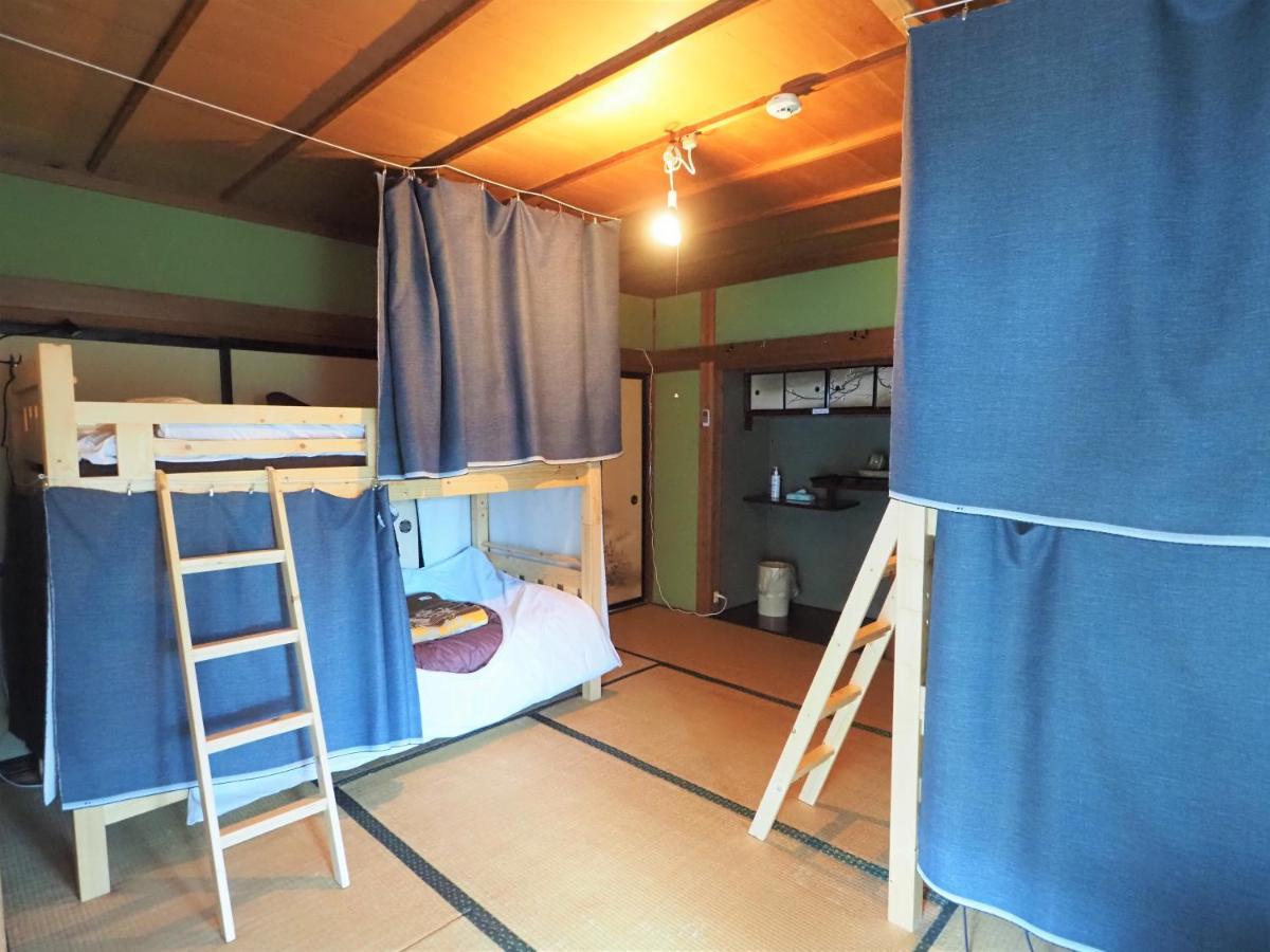四国旅行のhub拠点 古民家ゲストハウス Heso Camp มิโยชิ ภายนอก รูปภาพ