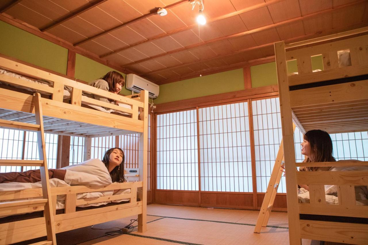 四国旅行のhub拠点 古民家ゲストハウス Heso Camp มิโยชิ ภายนอก รูปภาพ