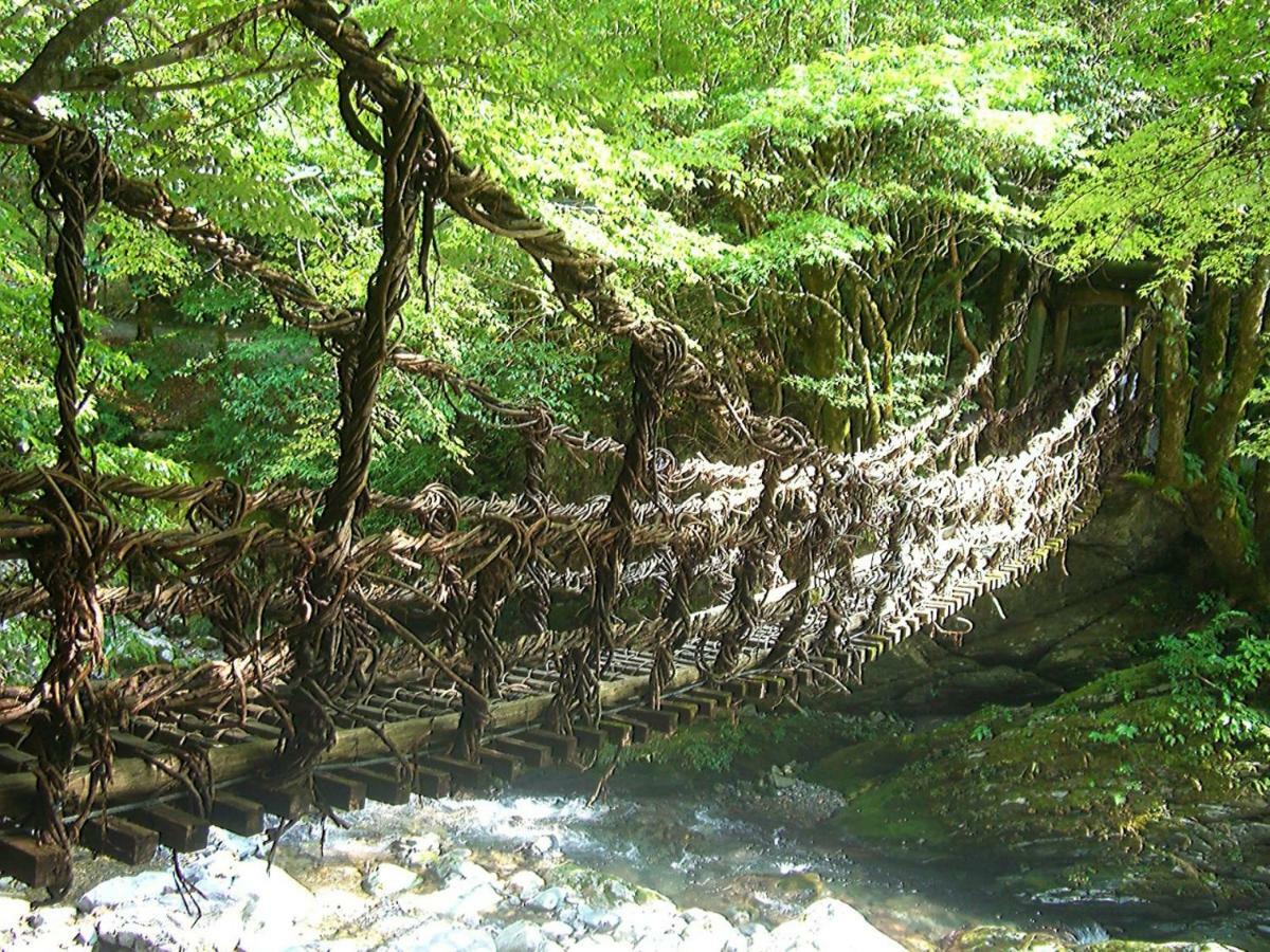 四国旅行のhub拠点 古民家ゲストハウス Heso Camp มิโยชิ ภายนอก รูปภาพ